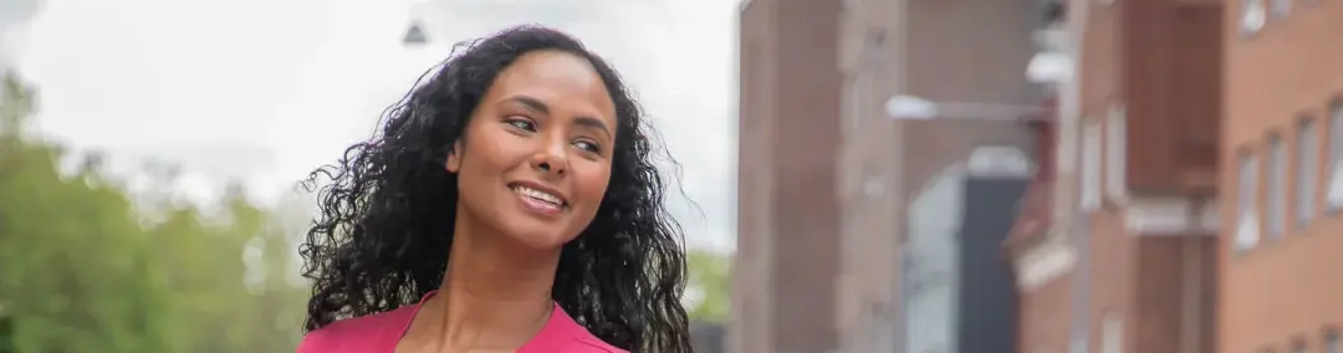 Mna_Partner_PureFemale.pinkdress